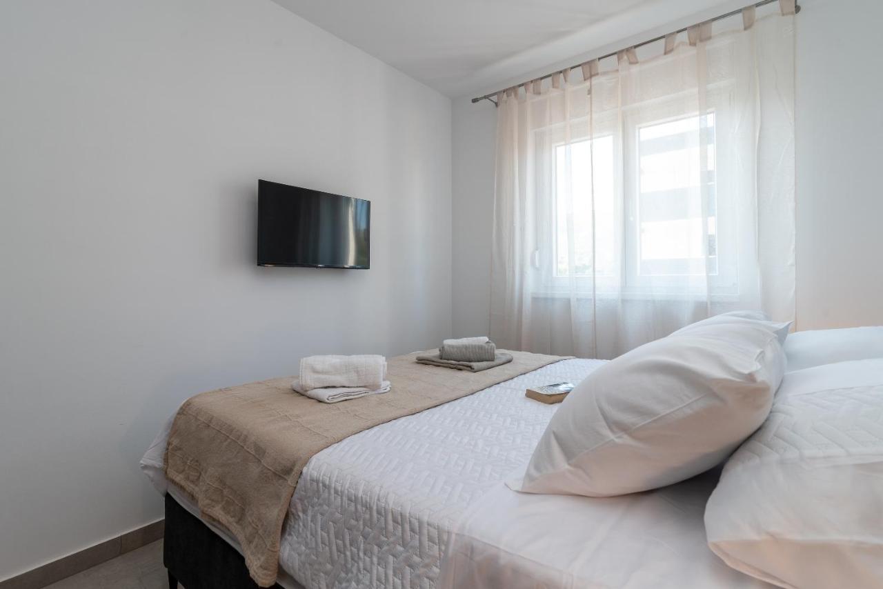 Kamarin Apartment 特罗吉尔 外观 照片