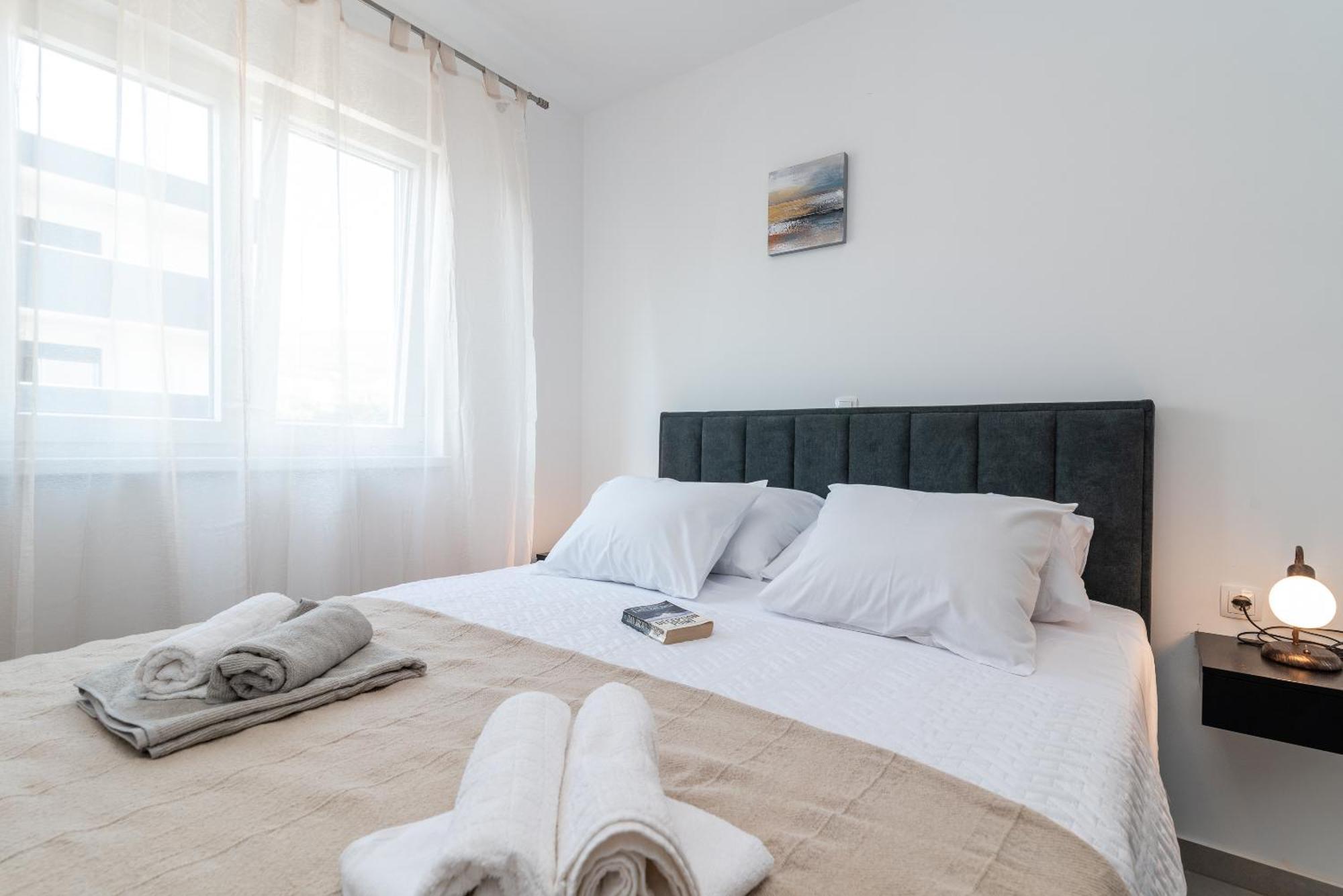 Kamarin Apartment 特罗吉尔 外观 照片